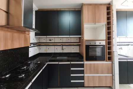 Apartamento à venda com 57m², 2 quartos e 1 vaga Apartamento à venda com 57m², 2 quartos e 1 vagaCozinha