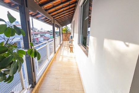 Casa para alugar com 240m², 3 quartos e 1 vaga Casa para alugar com 240m², 3 quartos e 1 vagavaranda