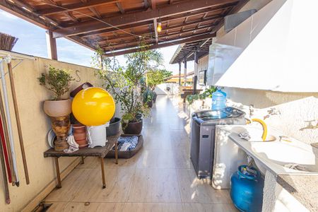 Casa para alugar com 240m², 3 quartos e 1 vaga Casa para alugar com 240m², 3 quartos e 1 vagaarea de serviço
