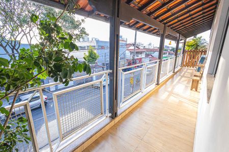Casa para alugar com 240m², 3 quartos e 1 vaga Casa para alugar com 240m², 3 quartos e 1 vagavaranda