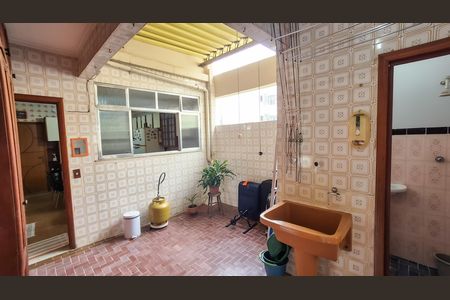 Apartamento à venda com 96m², 3 quartos e 1 vaga Apartamento à venda com 96m², 3 quartos e 1 vagaÁrea de Serviço