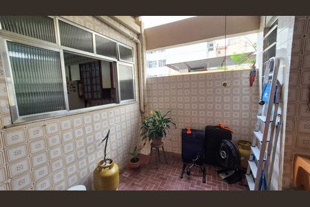 Apartamento à venda com 96m², 3 quartos e 1 vaga Apartamento à venda com 96m², 3 quartos e 1 vagaÁrea de Serviço