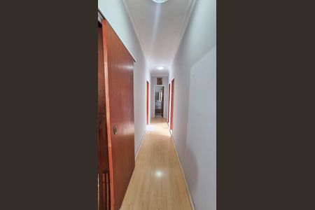 Corredor de apartamento à venda com 3 quartos, 96m² em Vila da Penha, Rio de Janeiro