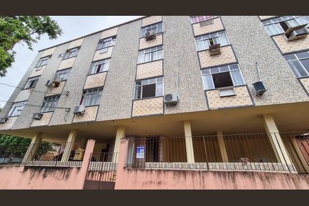 Apartamento à venda com 96m², 3 quartos e 1 vaga Apartamento à venda com 96m², 3 quartos e 1 vagaFrente Prédio