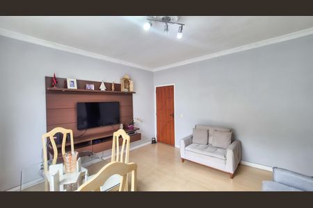 Apartamento à venda com 96m², 3 quartos e 1 vaga Apartamento à venda com 96m², 3 quartos e 1 vagaSala