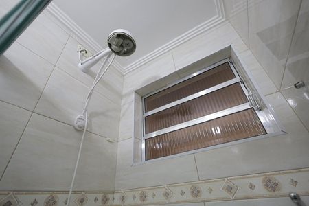 Casa para alugar com 100m², 2 quartos e 2 vagas Casa para alugar com 100m², 2 quartos e 2 vagasBanheiro 2