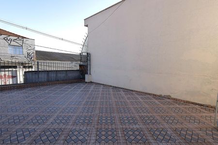 Casa para alugar com 100m², 2 quartos e 2 vagas Casa para alugar com 100m², 2 quartos e 2 vagasQuintal