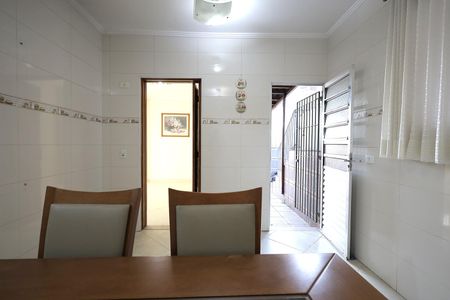 Casa para alugar com 100m², 2 quartos e 2 vagas Casa para alugar com 100m², 2 quartos e 2 vagasCozinha