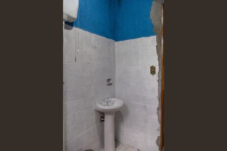 Banheiro de casa para alugar com 1 quarto, 40m² em Jardim Santa Maria, Guarulhos