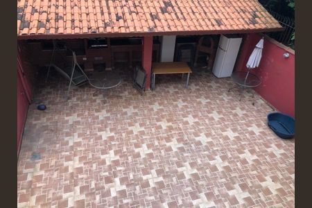 Casa à venda com 190m², 5 quartos e 2 vagas