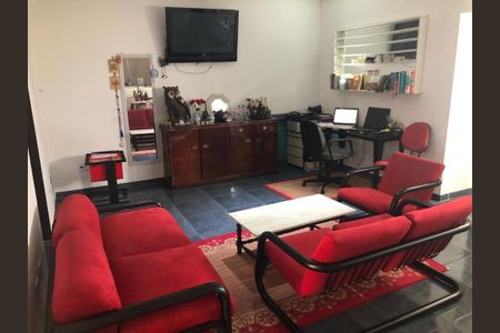 Casa à venda com 5 quartos, 190m² em Vila Madalena, São Paulo