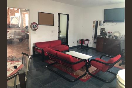 Casa à venda com 190m², 5 quartos e 2 vagas