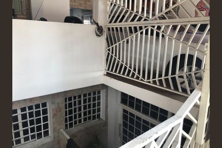 Casa à venda com 190m², 5 quartos e 2 vagas