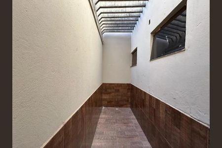 Casa para alugar com 100m², 2 quartos e 2 vagas