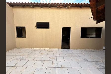 Casa para alugar com 100m², 2 quartos e 2 vagas