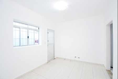 Sala de casa para alugar com 2 quartos, 70m² em Gopouva, Guarulhos