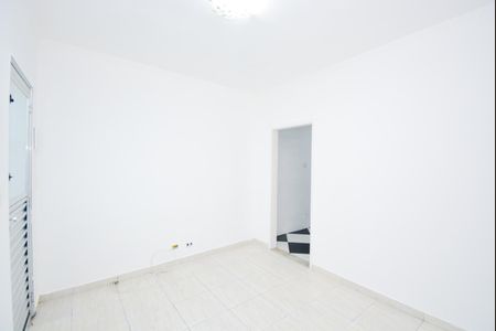 Sala de casa para alugar com 2 quartos, 70m² em Gopouva, Guarulhos