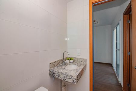 Apartamento para alugar com 44m², 2 quartos e 1 vaga Apartamento para alugar com 44m², 2 quartos e 1 vagaBanheiro