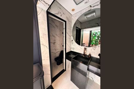 Casa à venda com 584m², 3 quartos e 4 vagas