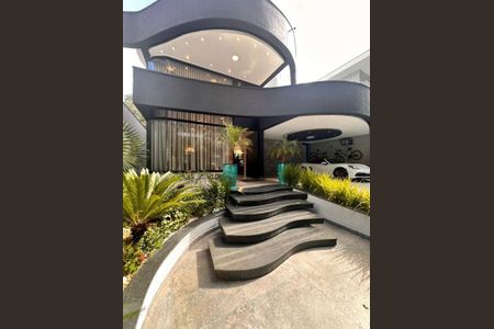 Casa à venda com 584m², 3 quartos e 4 vagas