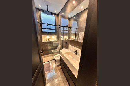 Casa à venda com 584m², 3 quartos e 4 vagas