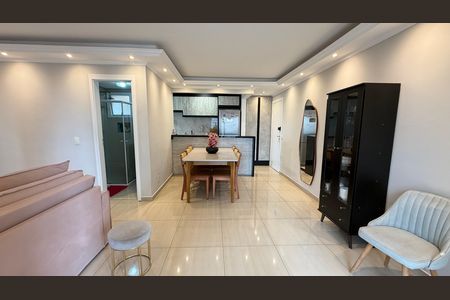 Apartamento à venda com 68m², 2 quartos e 1 vaga