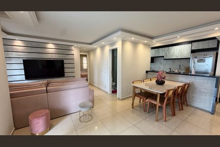 Apartamento à venda com 68m², 2 quartos e 1 vaga
