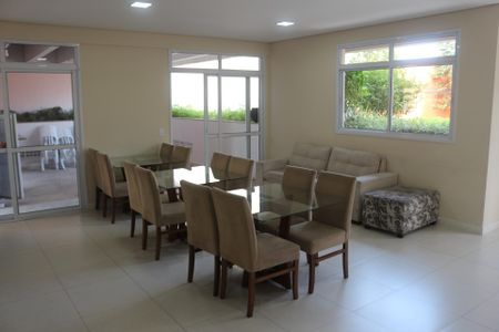 Apartamento para alugar com 69m², 2 quartos e 1 vagaÁrea comum - Salão de festas