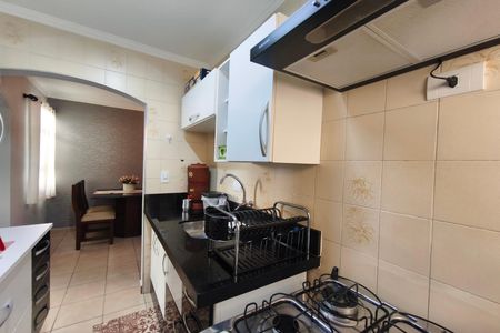 Apartamento à venda com 75m², 3 quartos e 2 vagasCozinha