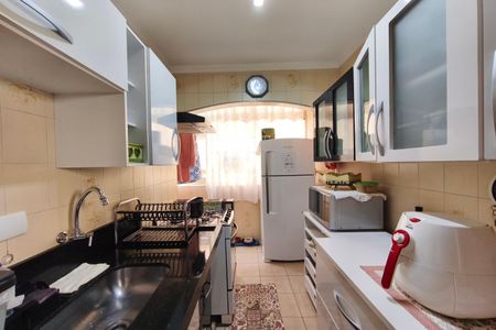 Apartamento à venda com 75m², 3 quartos e 2 vagasCozinha