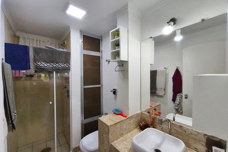 Apartamento à venda com 75m², 3 quartos e 2 vagasBanheiro