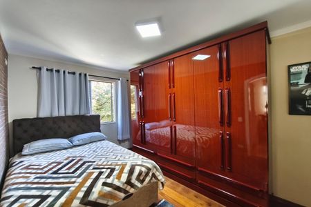 Apartamento à venda com 75m², 3 quartos e 2 vagasQuarto 2