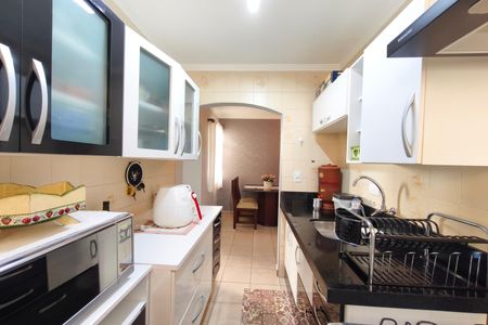 Apartamento à venda com 75m², 3 quartos e 2 vagasCozinha