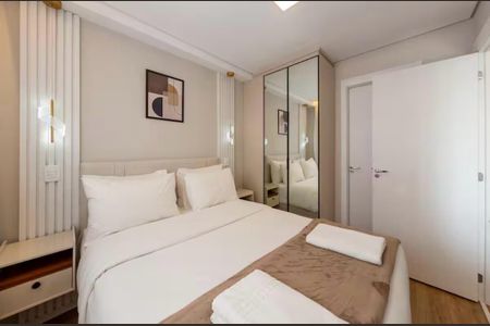 Apartamento à venda com 26m², 1 quarto e sem vaga Apartamento à venda com 26m², 1 quarto e sem vagaSala/Quarto