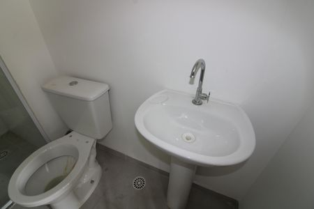 Apartamento para alugar com 38m², 2 quartos e sem vagaBanheiro