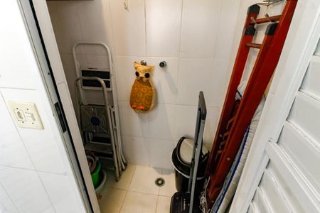 Apartamento para alugar com 103m², 3 quartos e 2 vagas Apartamento para alugar com 103m², 3 quartos e 2 vagasBanheiro de serviço