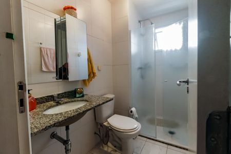 Apartamento para alugar com 103m², 3 quartos e 2 vagas Apartamento para alugar com 103m², 3 quartos e 2 vagasBanheiro Corredor
