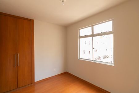 Apartamento para alugar com 107m², 3 quartos e 2 vagas