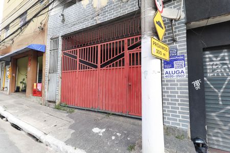 Casa para alugar com 30m², 1 quarto e sem vaga