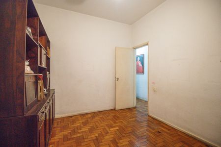 Apartamento à venda com 144m², 5 quartos e 1 vaga Apartamento à venda com 144m², 5 quartos e 1 vagaQuarto 4
