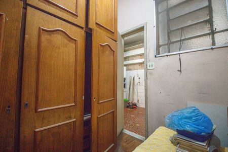 Apartamento à venda com 144m², 5 quartos e 1 vaga Apartamento à venda com 144m², 5 quartos e 1 vagaQuarto de Serviço