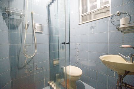 Apartamento à venda com 144m², 5 quartos e 1 vaga Apartamento à venda com 144m², 5 quartos e 1 vagaBanheiro 2