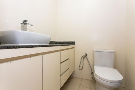 Apartamento para alugar com 60m², 3 quartos e 2 vagas Apartamento para alugar com 60m², 3 quartos e 2 vagasBanheiro