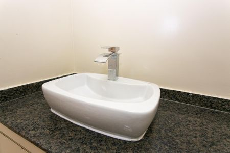 Apartamento para alugar com 60m², 3 quartos e 2 vagas Apartamento para alugar com 60m², 3 quartos e 2 vagasBanheiro