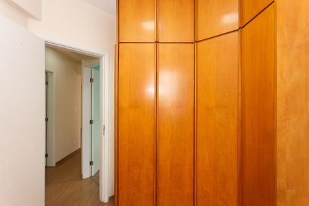 Apartamento para alugar com 60m², 3 quartos e 2 vagas Apartamento para alugar com 60m², 3 quartos e 2 vagasQuarto 2