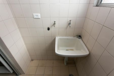 Apartamento para alugar com 60m², 3 quartos e 2 vagas Apartamento para alugar com 60m², 3 quartos e 2 vagasÁrea de Serviço