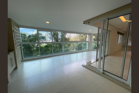 Apartamento para alugar com 207m², 4 quartos e 4 vagas Apartamento para alugar com 207m², 4 quartos e 4 vagasFoto 01