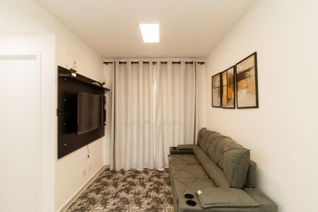 Sala de apartamento para alugar com 2 quartos, 40m² em Vila Gustavo, São Paulo