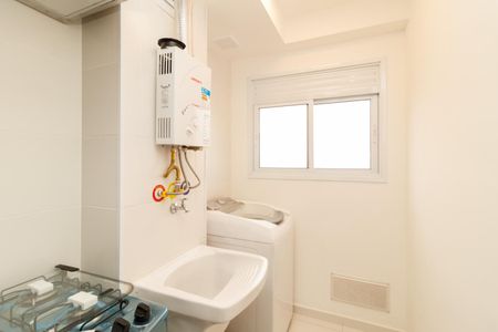 Apartamento para alugar com 40m², 2 quartos e sem vaga Apartamento para alugar com 40m², 2 quartos e sem vagaCozinha e Área de Serviço