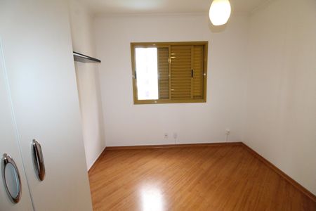 Apartamento para alugar com 111m², 3 quartos e 2 vagasQuarto 2
